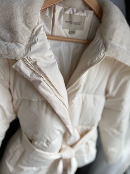 Куртка демі  на поясі