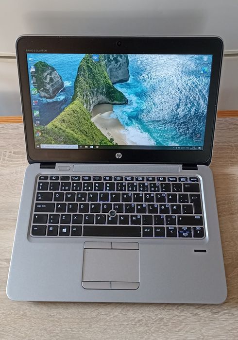 HP EliteBook 725 G3 AMD A10-8700B\ 12.5" FullHD IPS\ SSD NEW\ 4 години