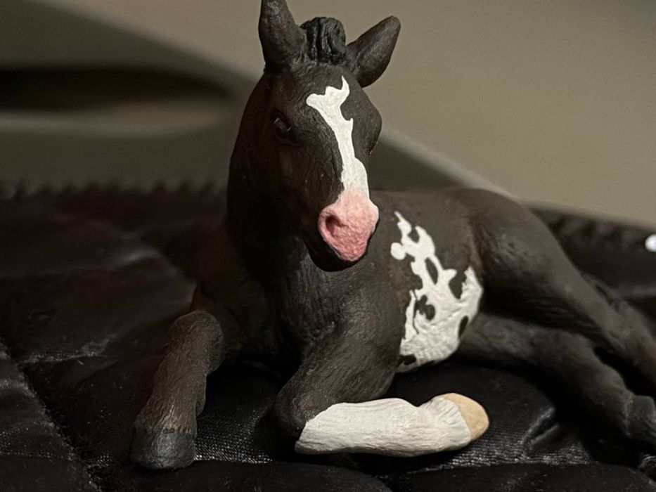 Schleich фигурка жеребенка перекрас