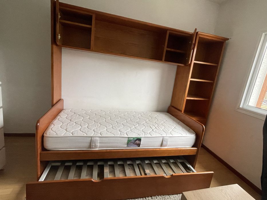 Conjunto 2 camas  em pinho