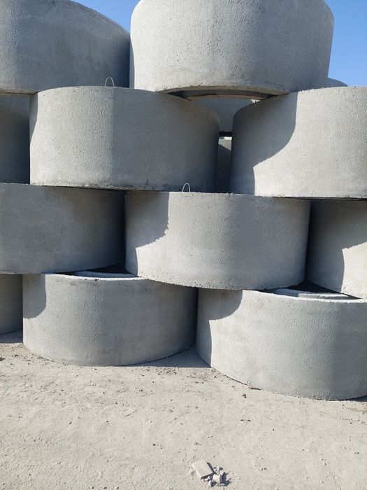 Бетонные кольца купить. Бетонные кольца для канализаци.