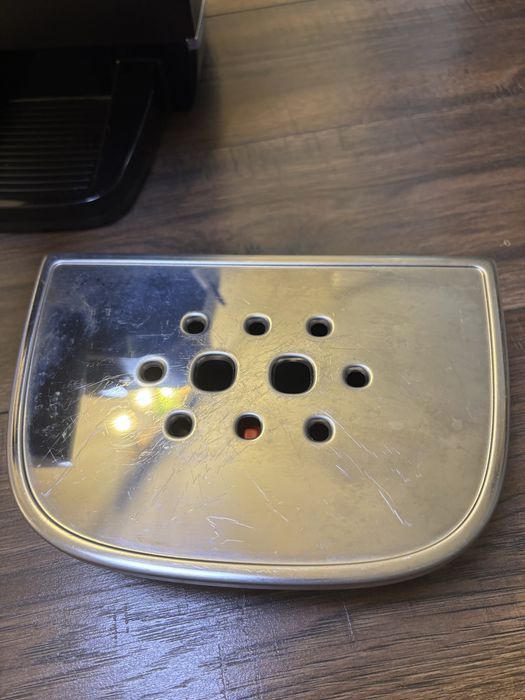 Ekspres kolbowy De’Longhi ECI341 Scultura - stan bardo dobry