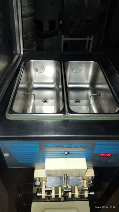 Фризер Spaceman 240a для мороженого