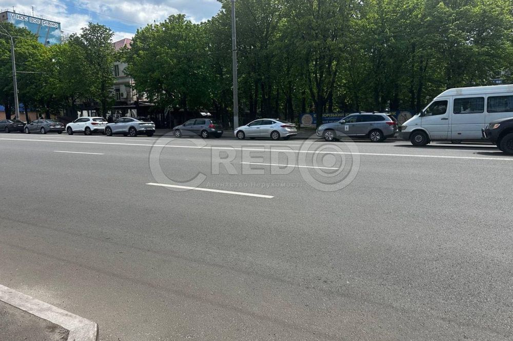 Оренда нежитлового приміщення пр. Миру