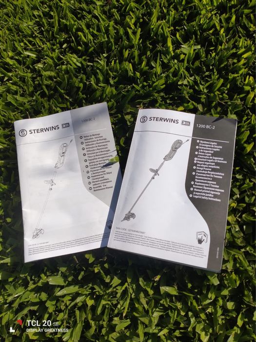 Máquina de fio para aparar os cantos da relva