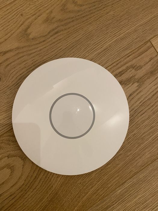 Zestaw HUAWEI B628 ROUTER + Acess Point (PoE) + zasilacz PoE Ubiquity