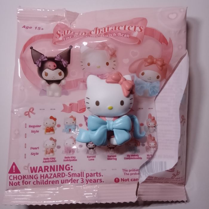 Фігурка іграшка Хеллоу Кітті Hello Kitty продам обміняю