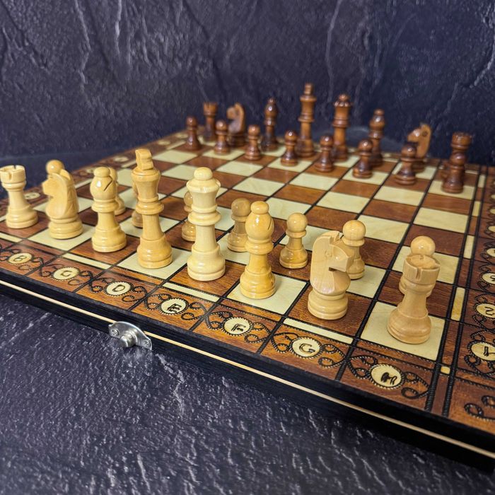 Комплект шахматы, шашки, нарды 3 в 1 с магнитом 7704 (доска 39x39 см)