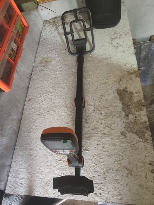 Продам метало искатель