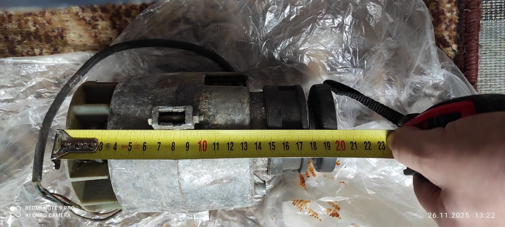 Електродвигун 220в з редуктором понижуючим