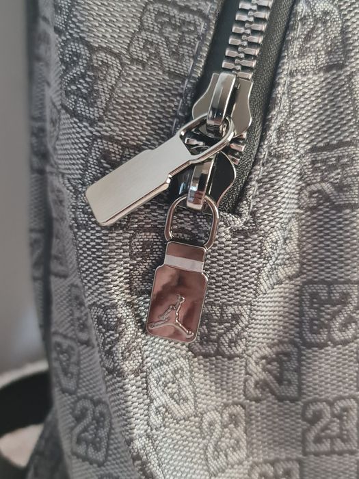 Jordan plecak sportowy jak i elegancki