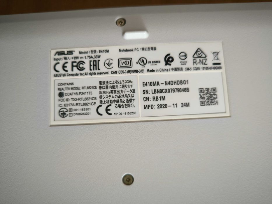 Vendo Portátil Asus E410M