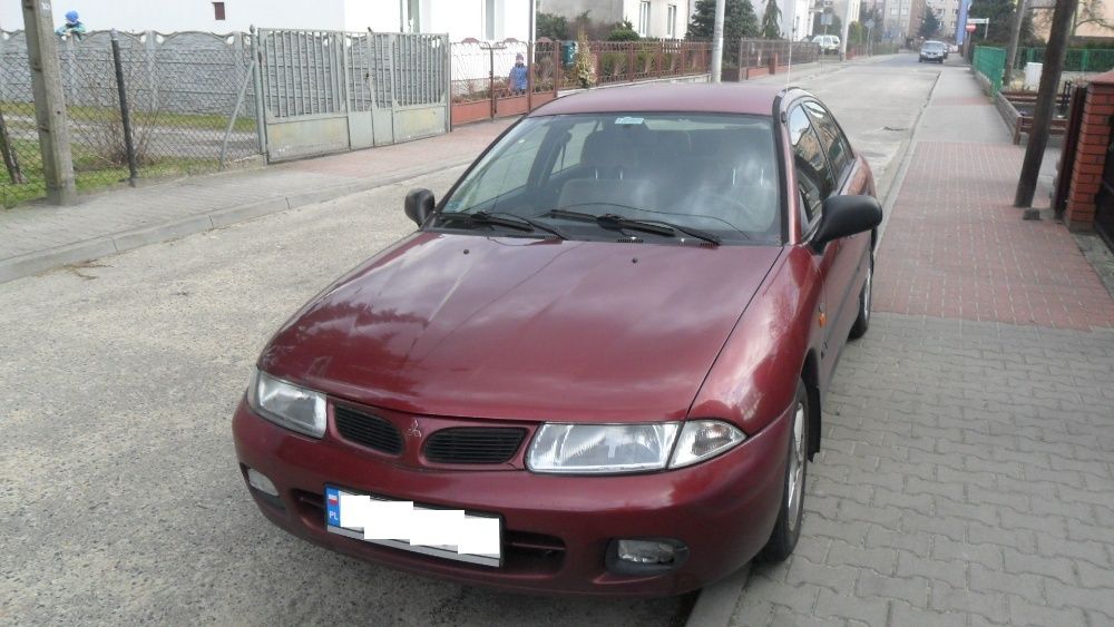 Mitsubishi Carisma,1,8 GDI,5 drzwi,elektryka,przeznaczenie na części
