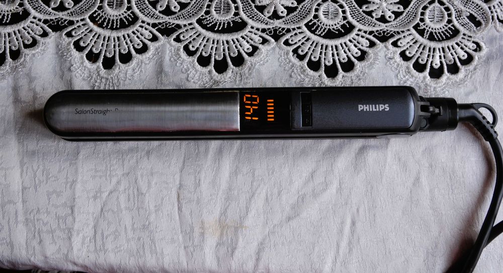 Випрямлювач для волосся. PHILIPS SalonStraight Pro