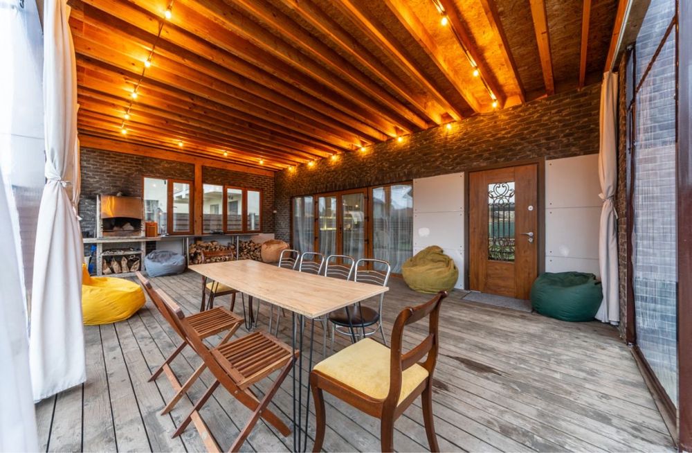 Подобова оренда будинок біля м. Лівобережна 149кв.м Є світло