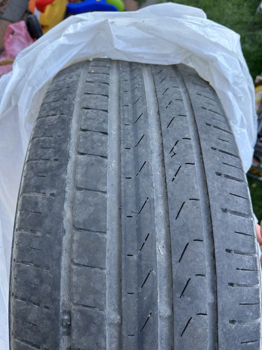 Pirelli scorpion 235/55/R19