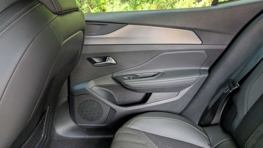 Peugeot 408 2023 VIN VR3F3EGPPPY614439 фото оголошення 17 з 24