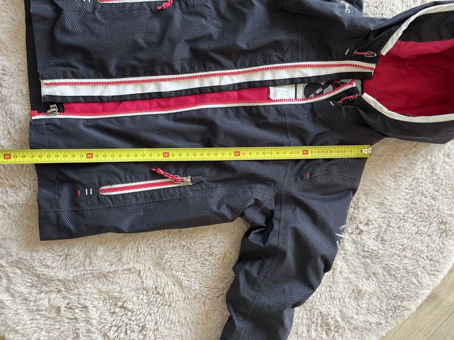 Kurtka przejściowa lekko ocieplana r. 104 cm Decathlon