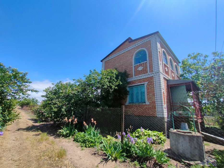 Продам Дачу в Лупарево