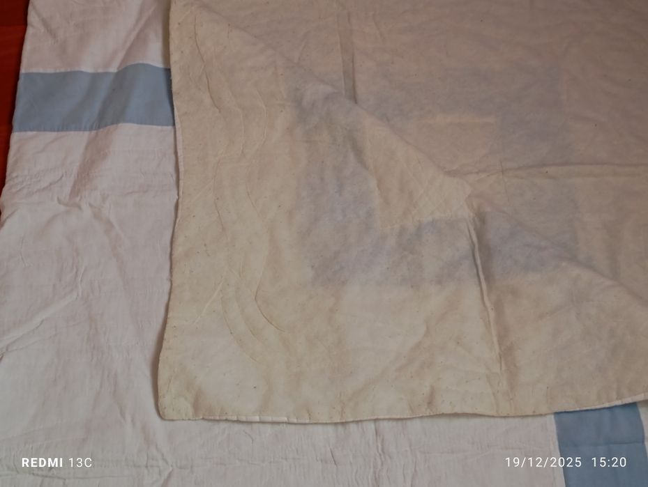Manta Laredoute  para  cama individual