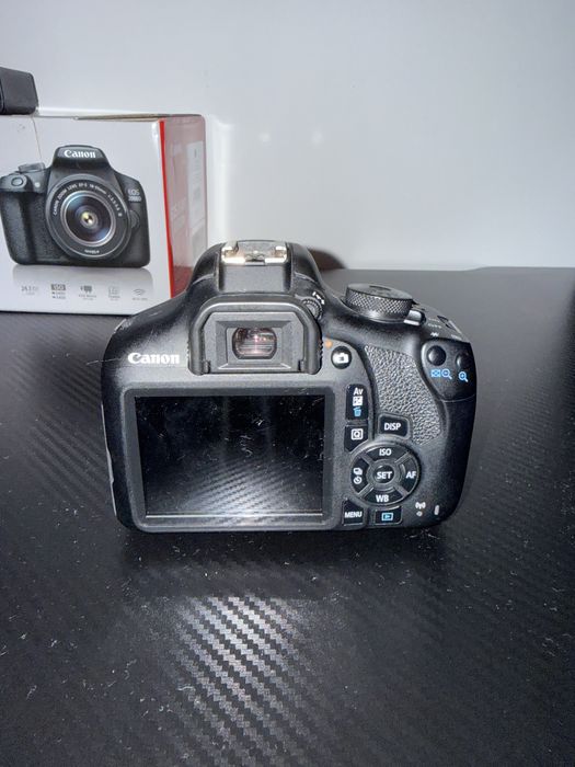 Canon eos 2000d com lente do kit e mais 75-300