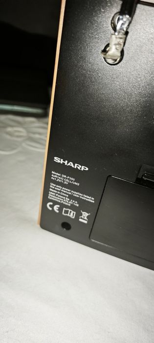 Sharp DR-P350 Radio Portátil Digital Preto, Madeira