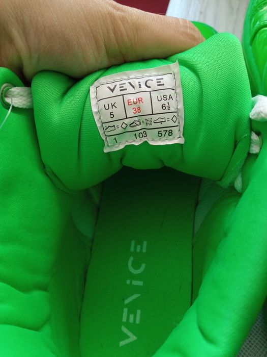 Buty za kostkę młodzieżowe 39