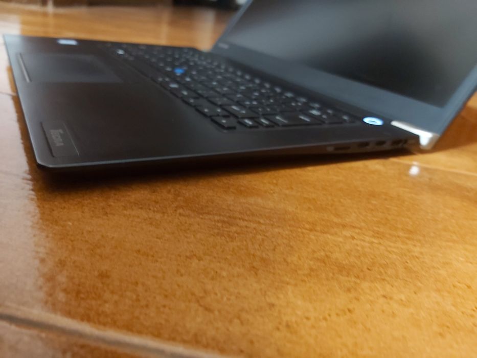 Toshiba Tecra X40-d Laptop - Intel i5 - 12GB64552273772418123