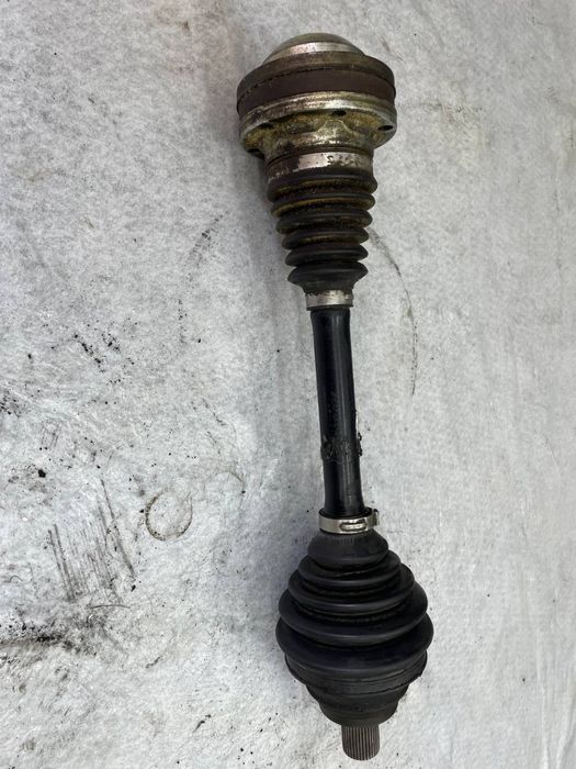Полуось/піввісь/Шрус ліва audi a3,passat,tiguan,touran,caddy