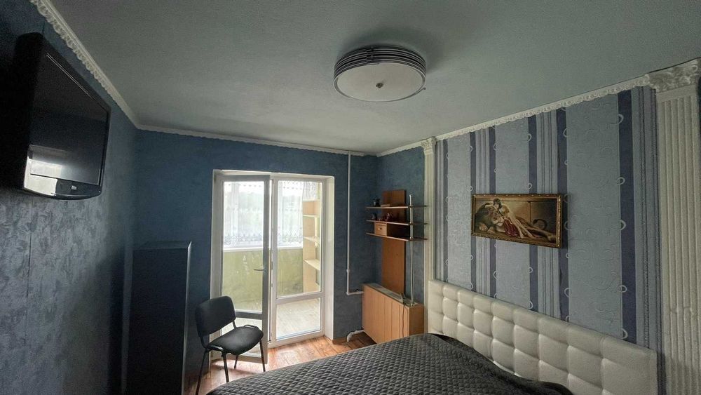 Продажа 3-х комнатной квартиры. Район Артема