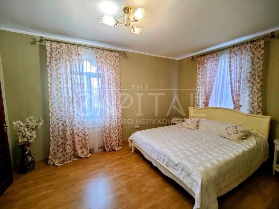 Продажа дома, Гатное, генератор , газ, 15-20 мин пешком м. Теремки