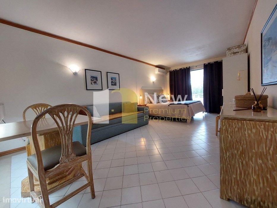 Apartamento T0 nas Areias de São João - Albufeira.