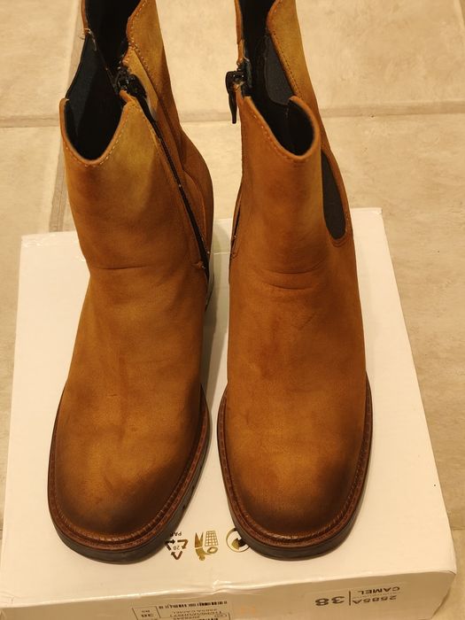 Botki zamszowe, nowe