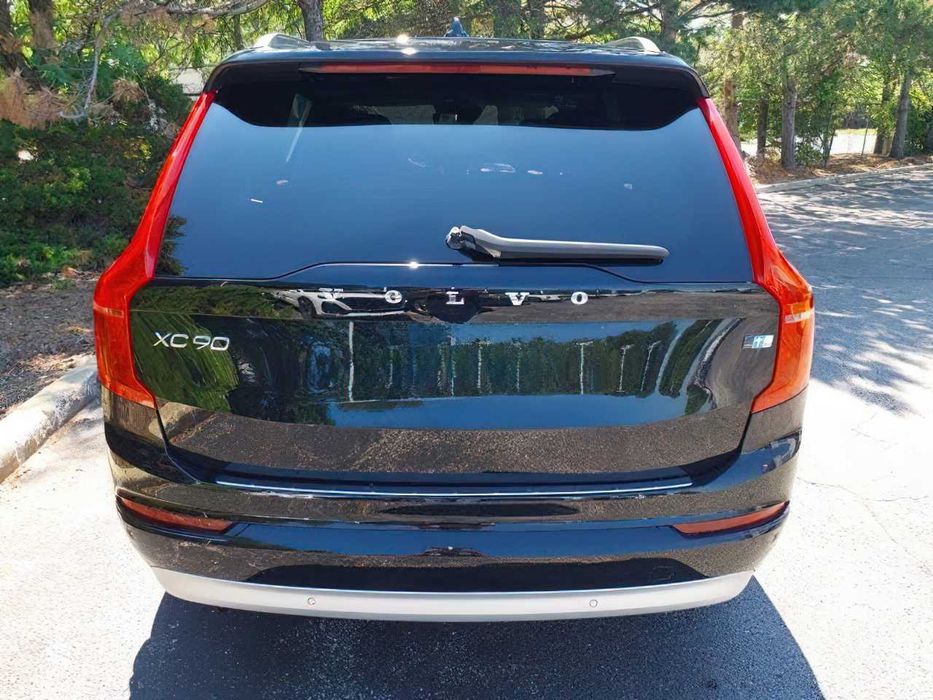 Volvo XC90 T5 Momentum      2022