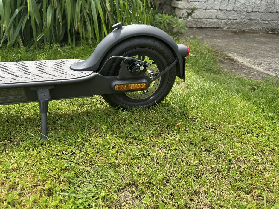 Hulajnoga elektryczna xiaomi scooter 1S jak nowa