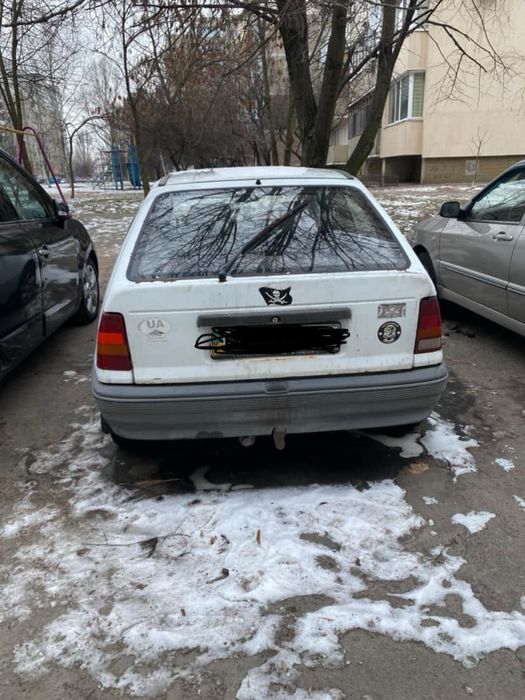 Опель кадет хечбек 1.3