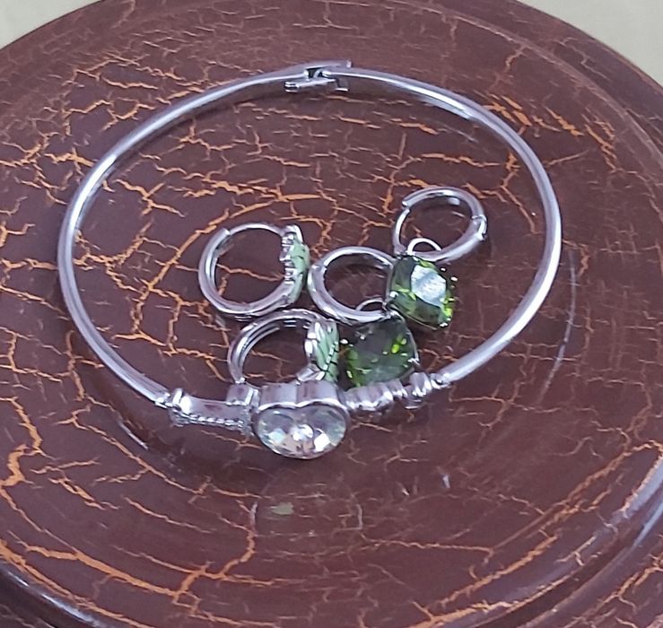 Медичне золото біжутерія