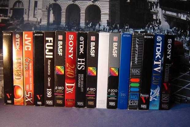 Cassete VHS "PHILIPS" HG 180 min (Selada/Estrear)