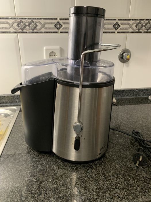 Maquina de fazer sumos