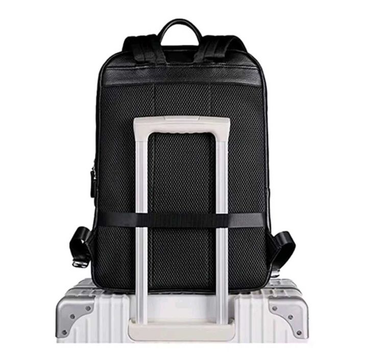 Nova mochila clássica de couro de crocodilo