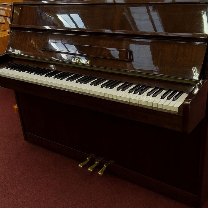 Pianino akustyczne piękne