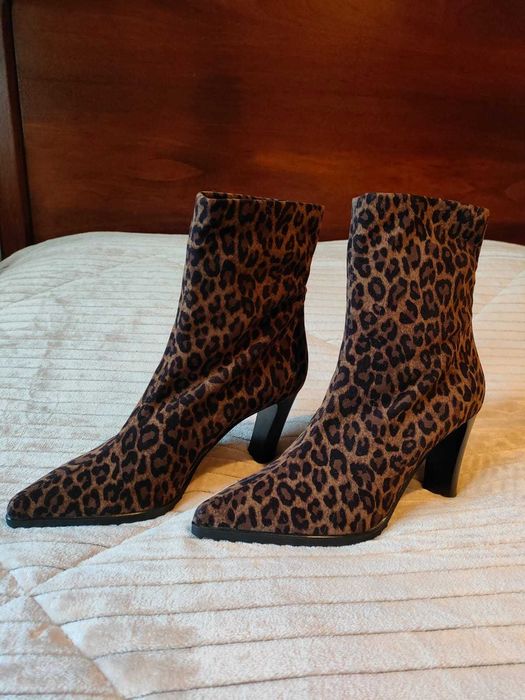 Botas de salto alto padrão leopardo Mascaró