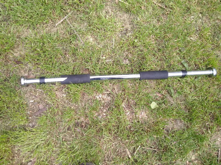 Drążek rozporowy do ćwiczeń