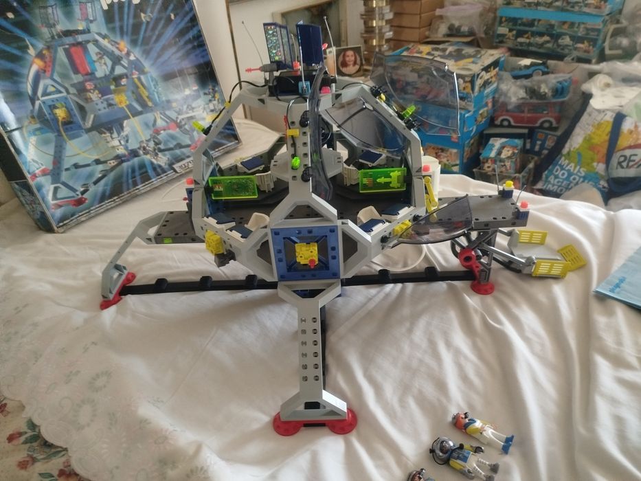 Playmobil 3079 space station  com caixa