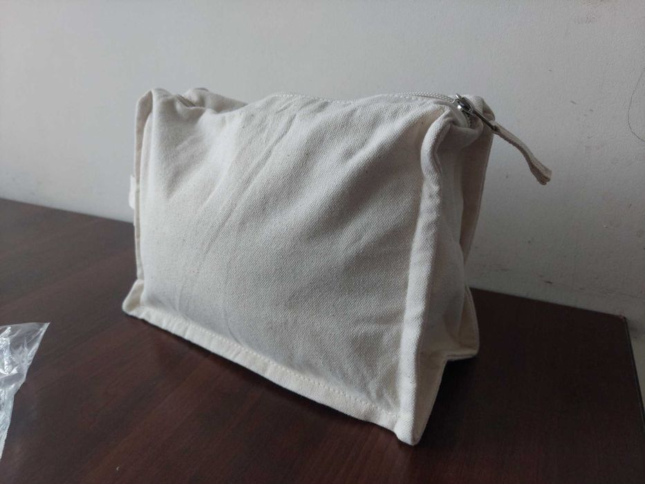 Косметичка PAYOT насесер