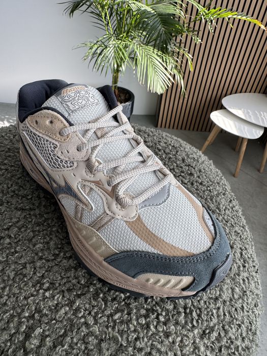 Кросівки Чоловічі Mizuno Adventure Beige Grey 40-45 Топ