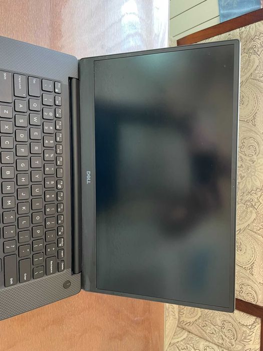 Ноутбук 15" FHD Dell Precision 5540 (i9-9980H/16Gb/SSD 256Gb/Quadro T2000)
