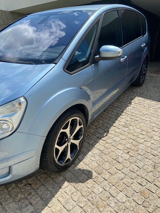 Ford S-Max — fotografia 7