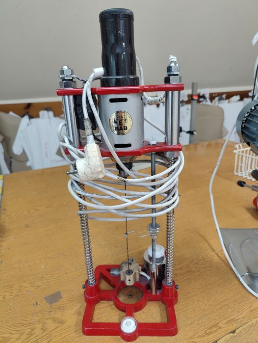 Znacznik igłowy do tkanin