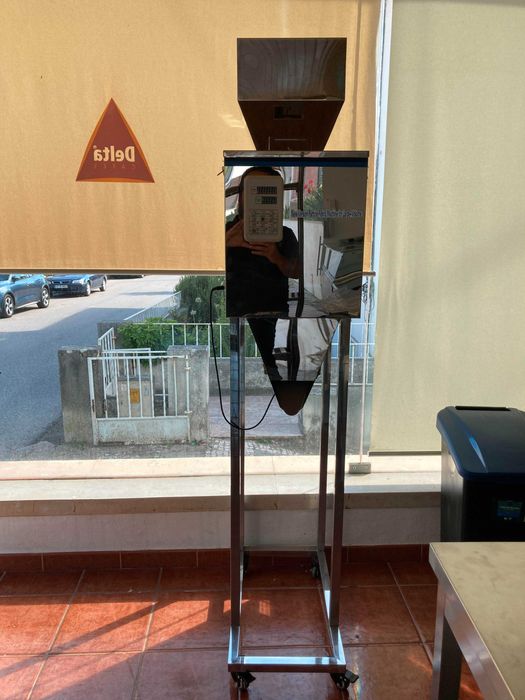 Balança Ponderal para Embalamento de Pós e Granulados - Ótimo Estado